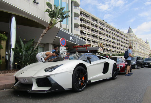 Lamborghini Aventador LP700-4 Roadster Vorsteiner Zaragoza