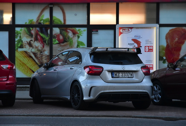 Mercedes-AMG A 45 W176 2015