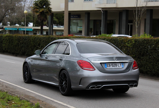 Mercedes-AMG C 63 S W205