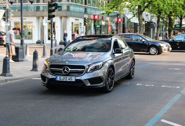 Mercedes-AMG GLA 45 X156