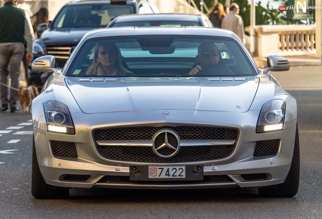 Mercedes-Benz SLS AMG