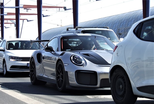 Porsche 991 GT2 RS Weissach Package