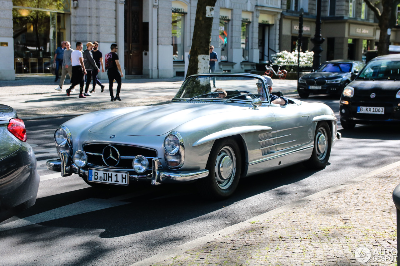 Mercedes-Benz 300SL Roadster