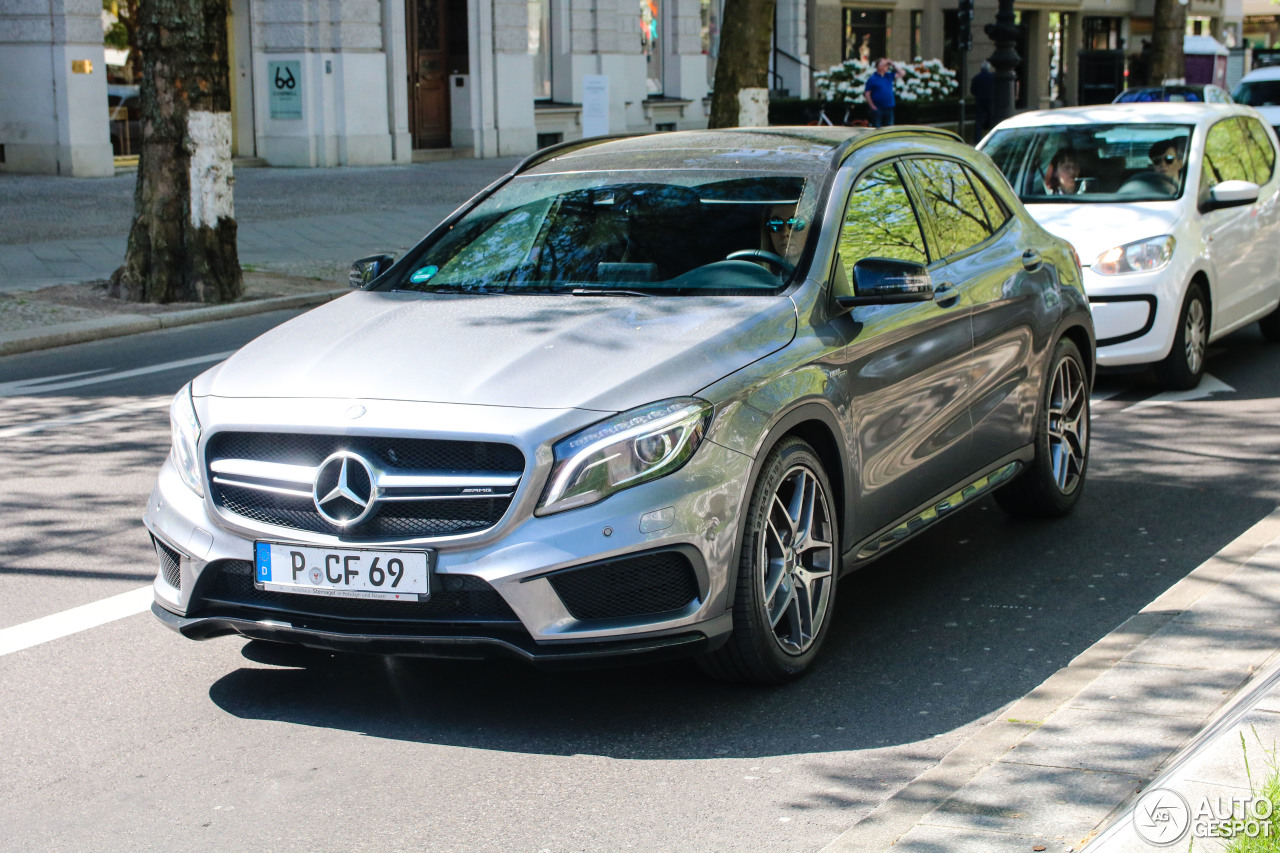 Mercedes-Benz GLA 45 AMG X156