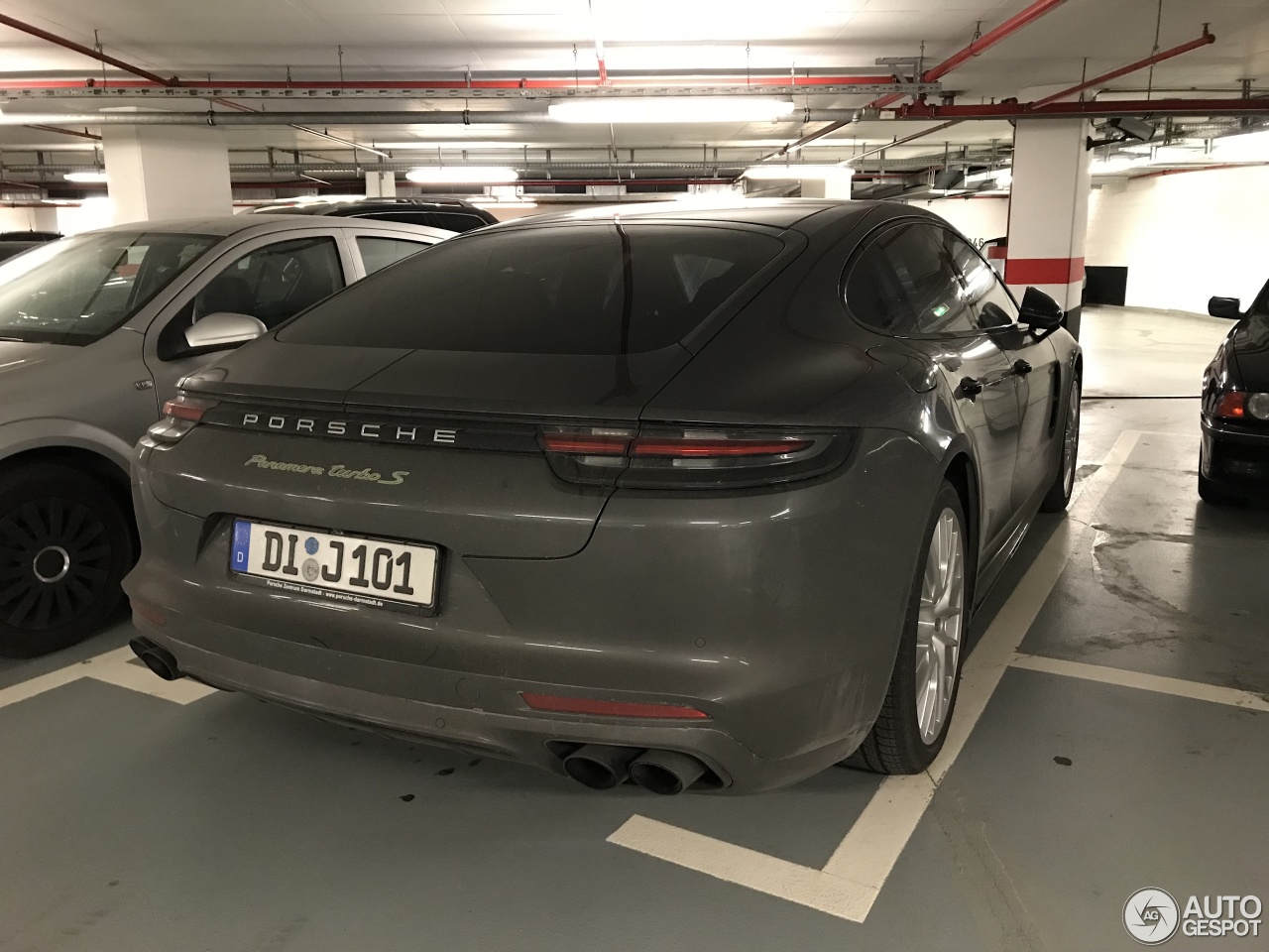 Porsche 971 Panamera Turbo S E-Hybrid