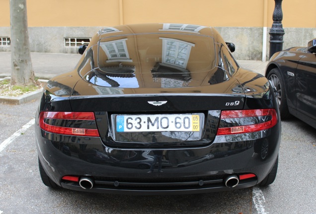 Aston Martin DB9