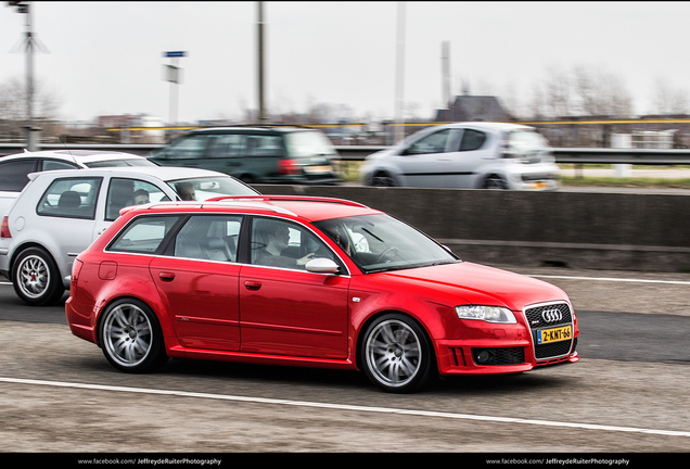 Audi RS4 Avant B7