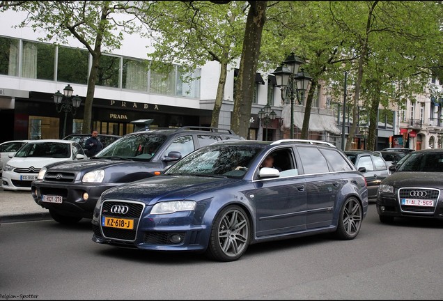 Audi RS4 Avant B7