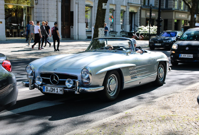 Mercedes-Benz 300SL Roadster