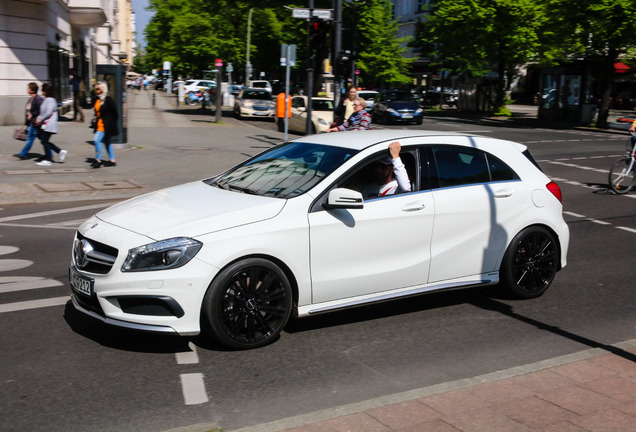 Mercedes-Benz A 45 AMG