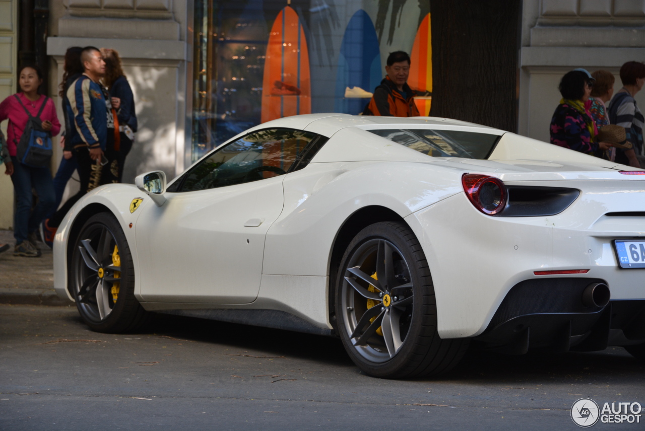 Ferrari 488 Spider