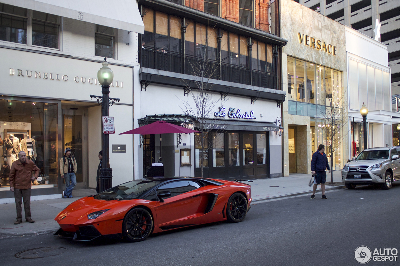 Lamborghini Aventador LP700-4