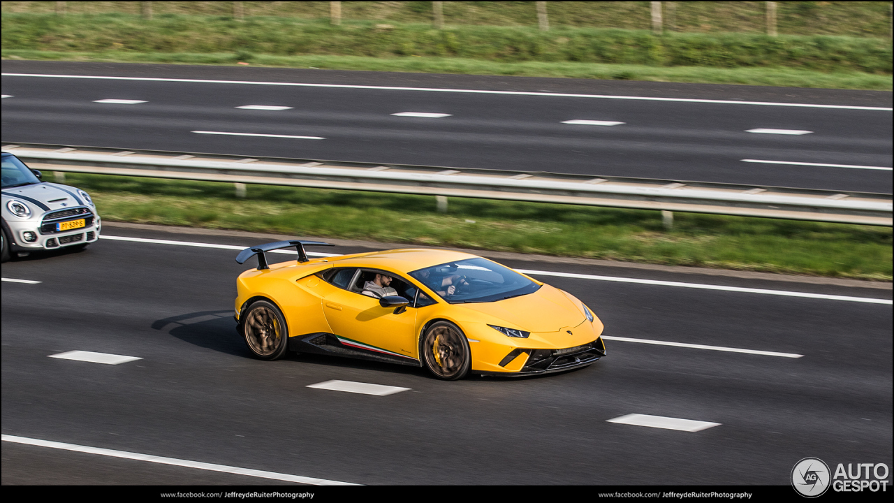 Lamborghini Huracán LP640-4 Performante