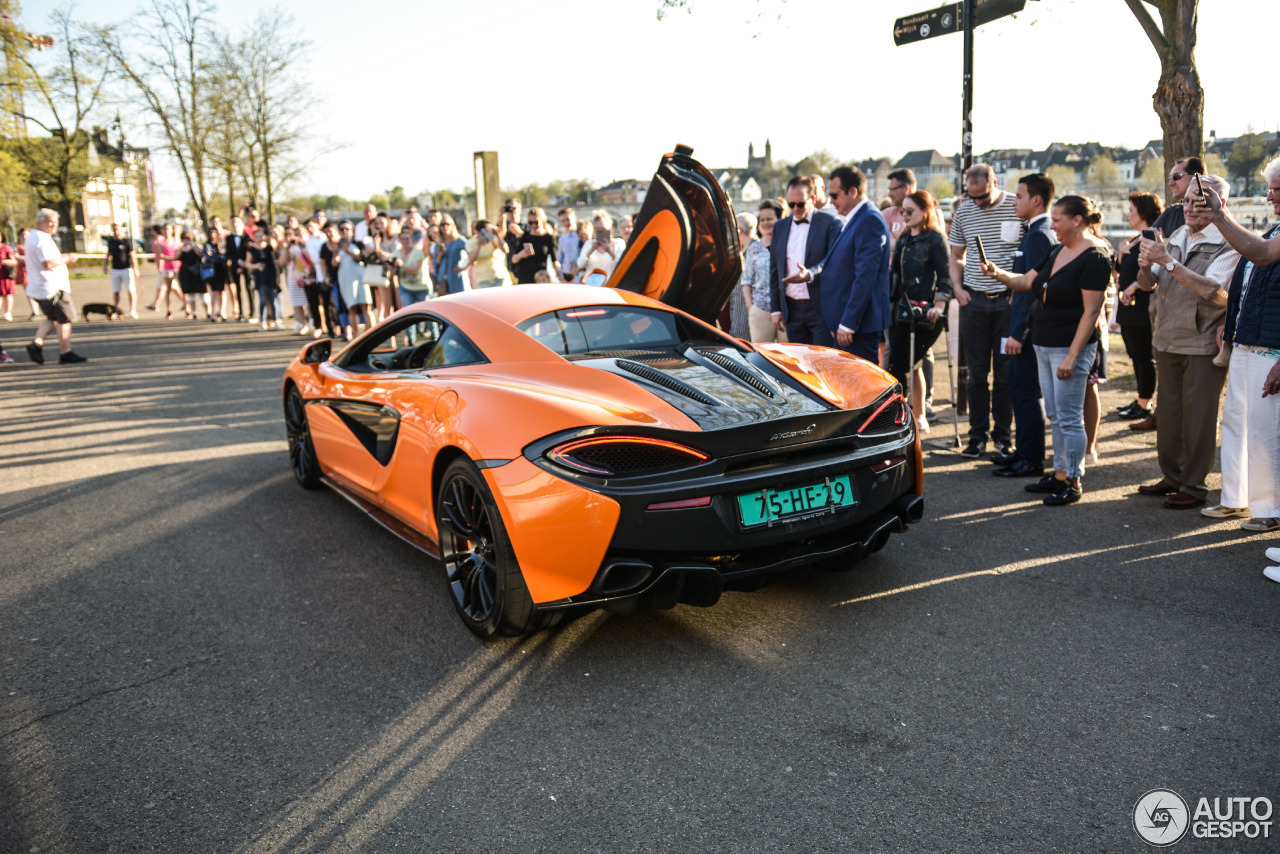 McLaren 570S