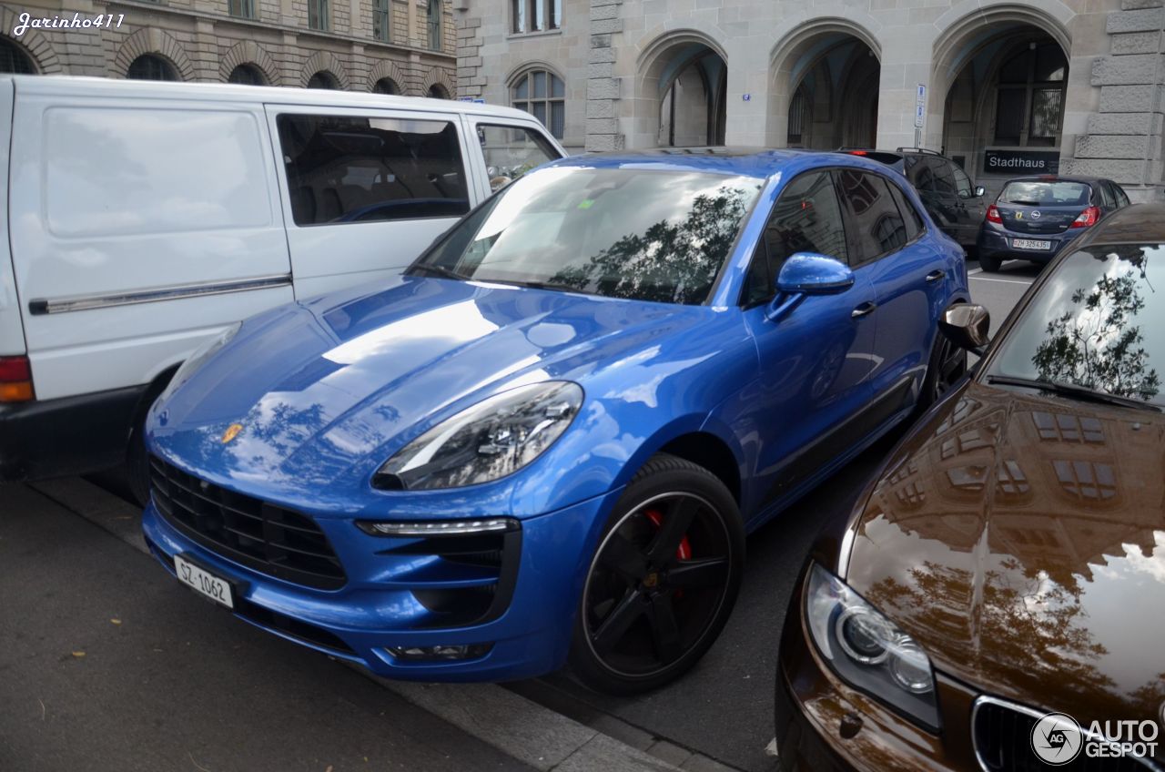 Porsche 95B Macan GTS