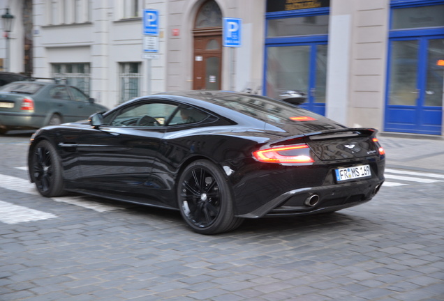 Aston Martin Vanquish 2013