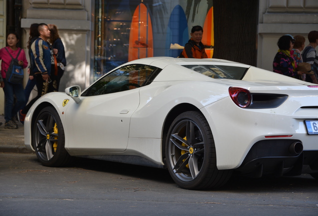 Ferrari 488 Spider