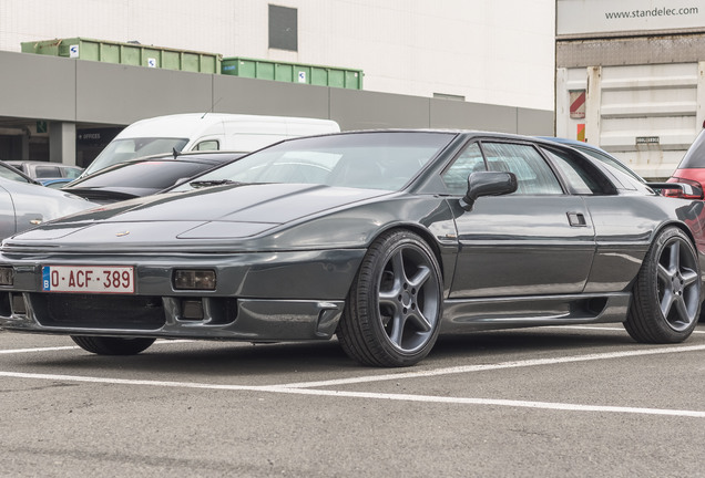 Lotus Esprit SE