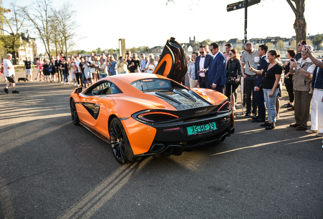 McLaren 570S