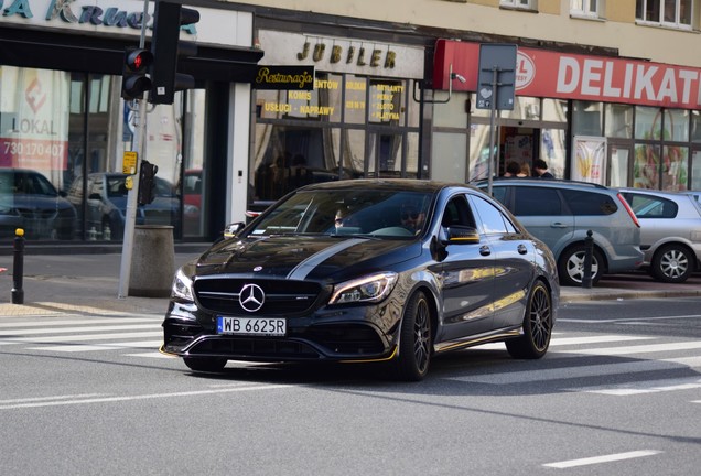 Mercedes-AMG CLA 45 C117 Yellow Night Edition