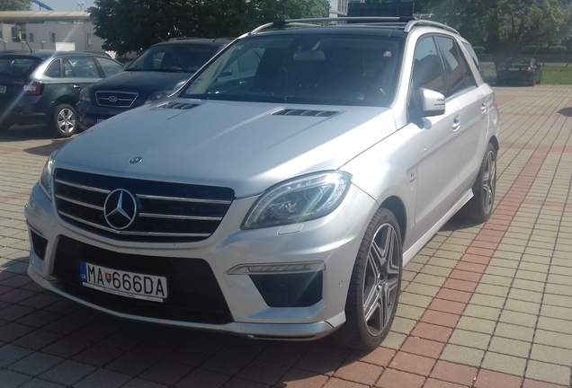 Mercedes-Benz ML 63 AMG W166