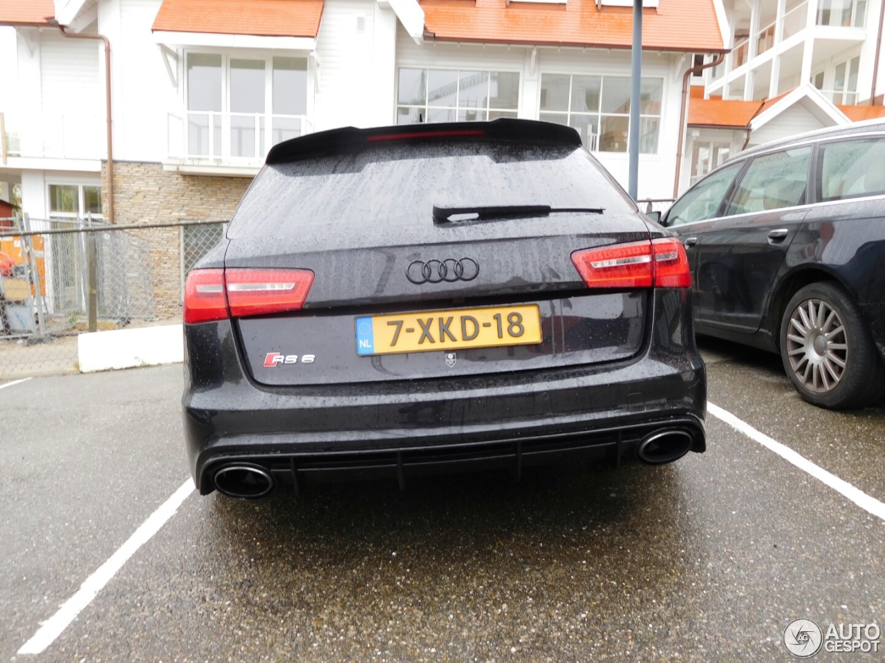 Audi RS6 Avant C7