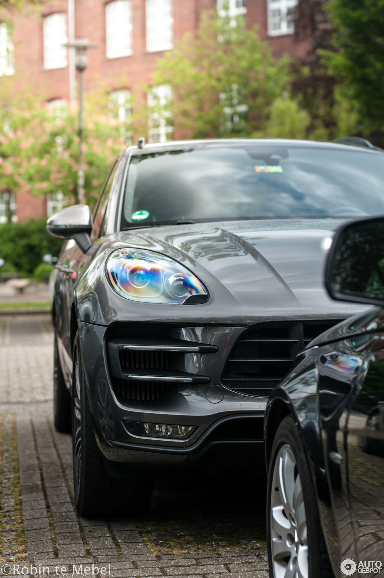 Porsche 95B Macan Turbo