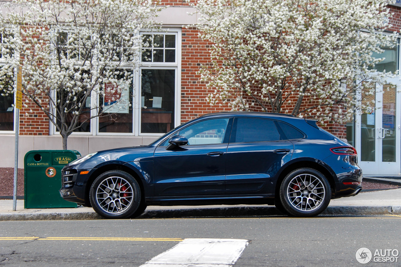 Porsche 95B Macan Turbo