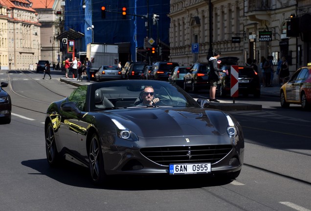 Ferrari California T