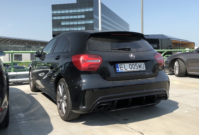 Mercedes-AMG A 45 W176 2015