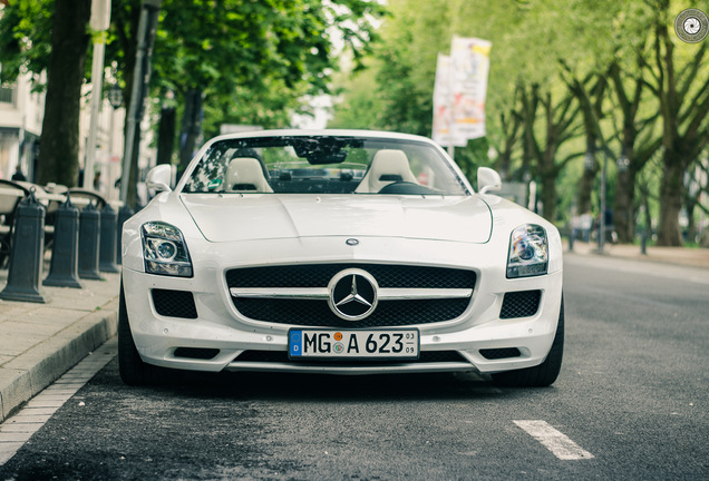 Mercedes-Benz SLS AMG Roadster