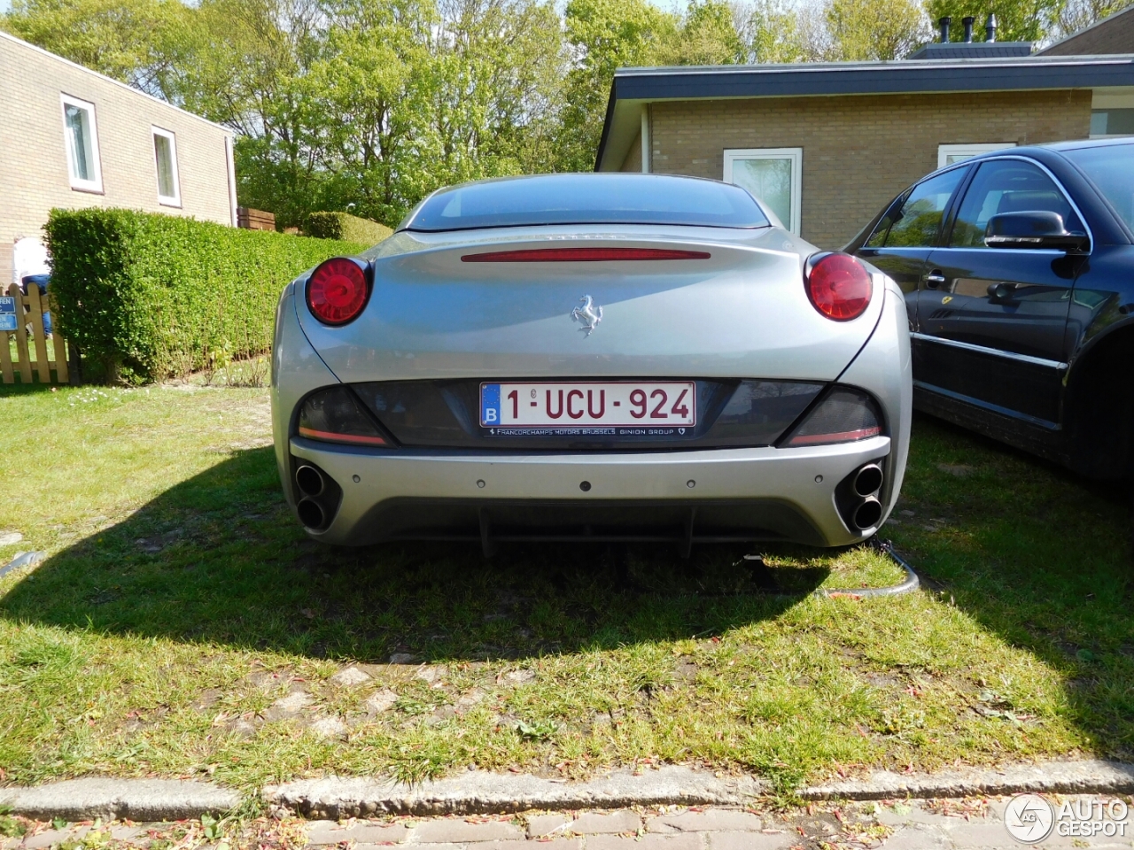 Ferrari California