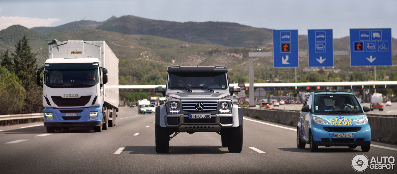 Mercedes-Benz G 500 4X4²