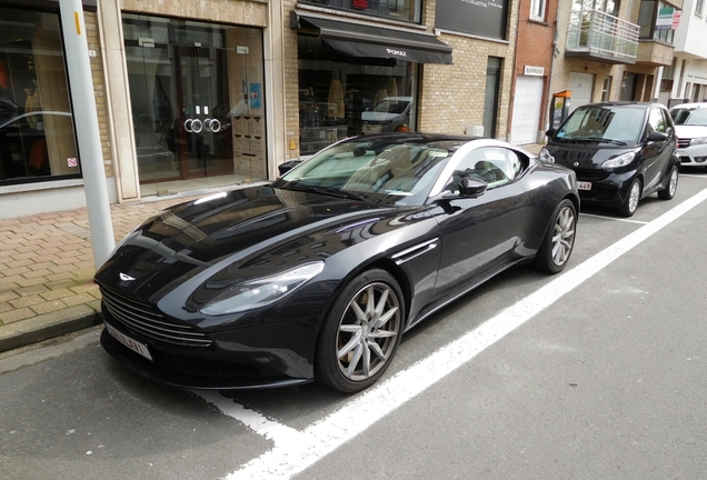 Aston Martin DB11