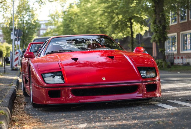 Ferrari F40