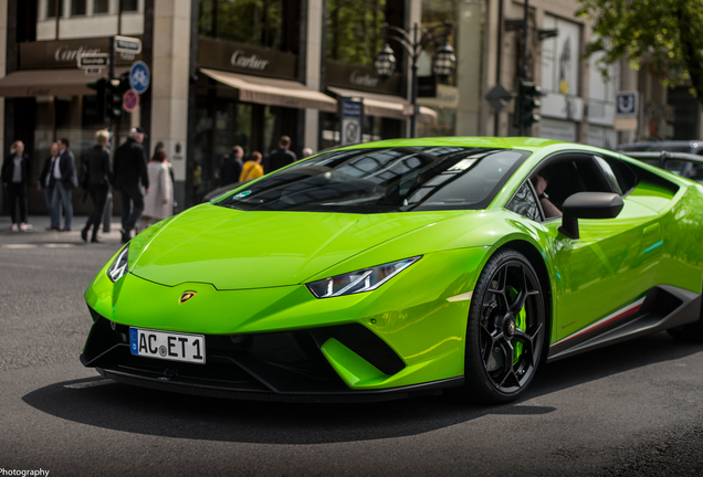 Lamborghini Huracán LP640-4 Performante