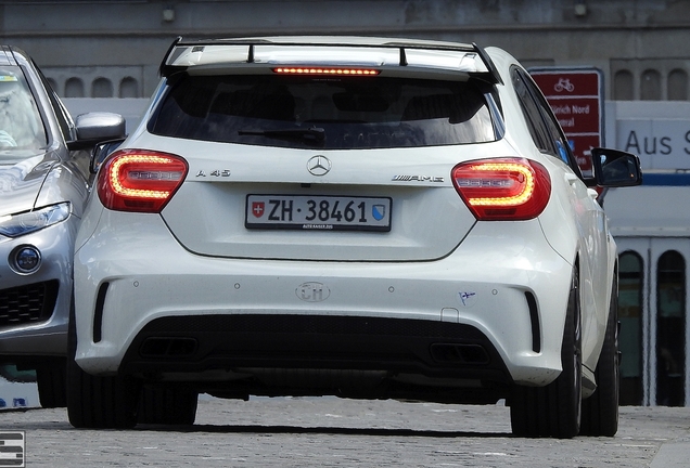 Mercedes-Benz A 45 AMG