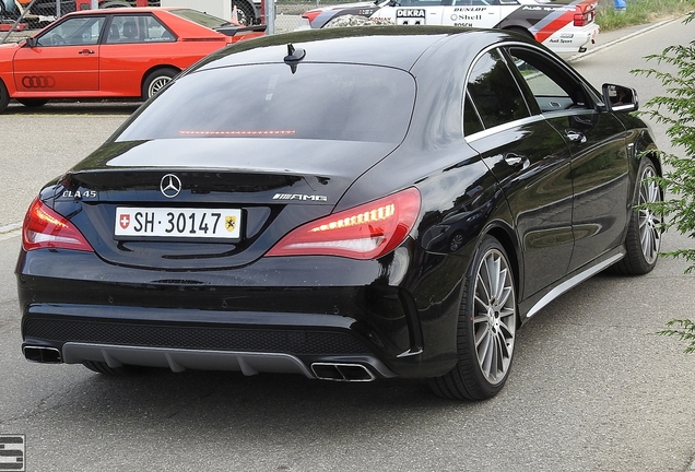 Mercedes-Benz CLA 45 AMG C117