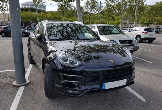 Porsche 95B Macan Turbo