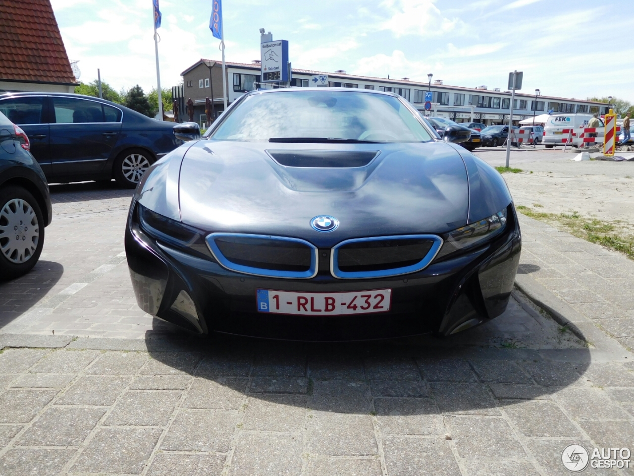 BMW i8