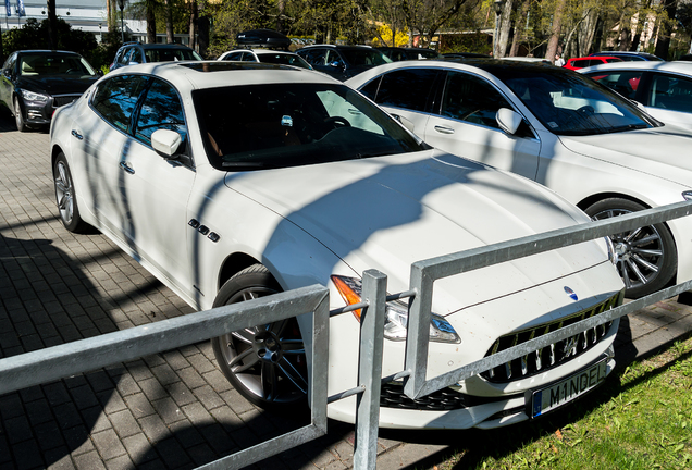 Maserati Quattroporte S GranLusso