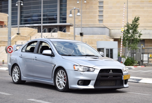 Mitsubishi Lancer Evolution X MR