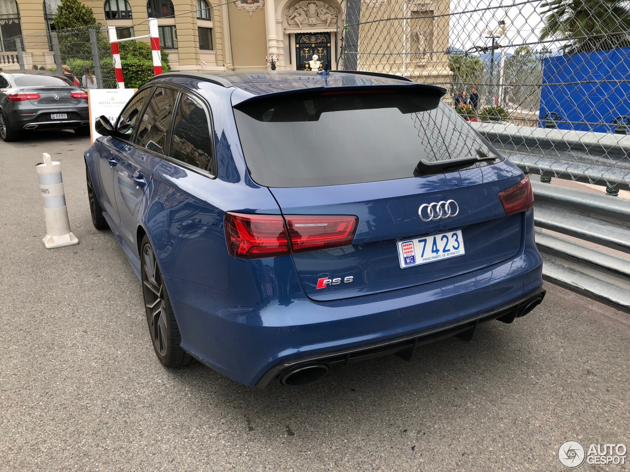 Audi RS6 Avant C7 2015