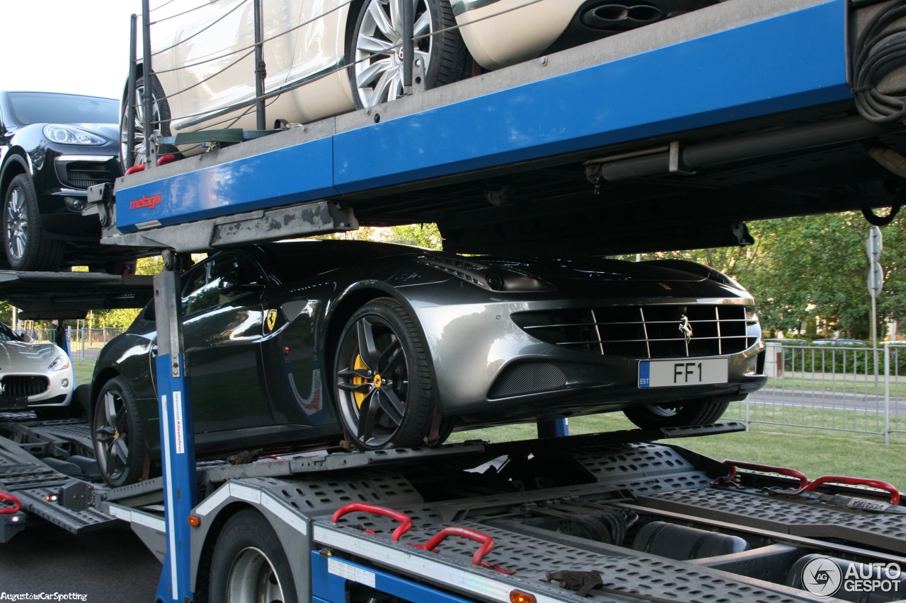 Ferrari FF