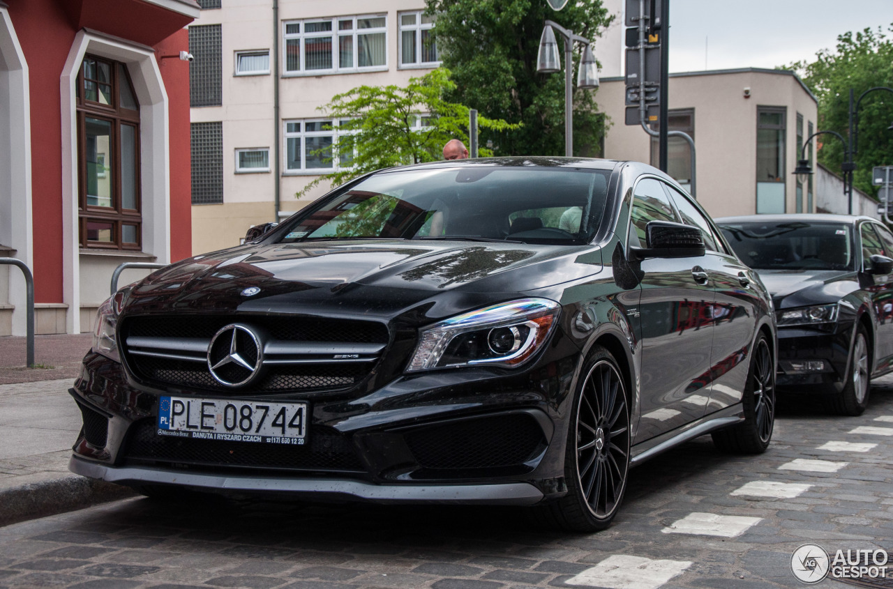 Mercedes-Benz CLA 45 AMG C117