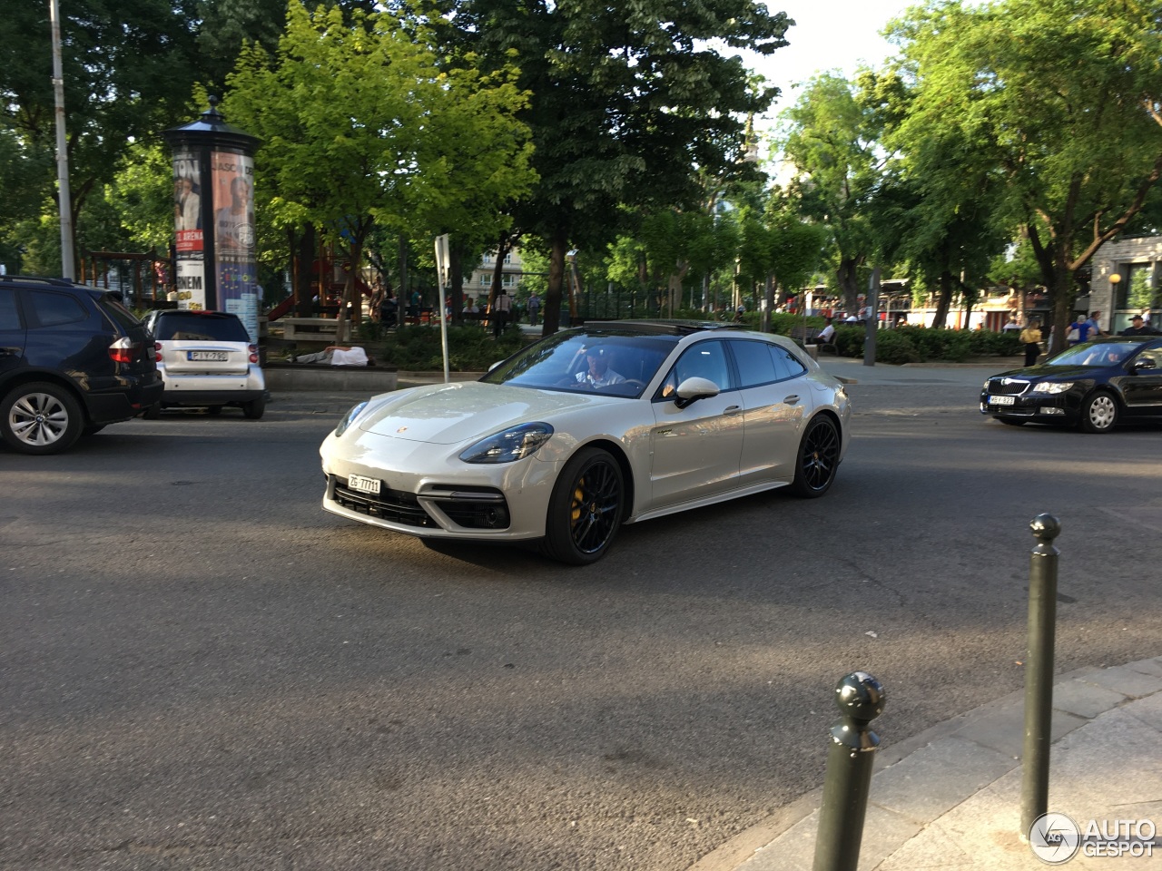 Porsche 971 Panamera Turbo S E-Hybrid Sport Turismo