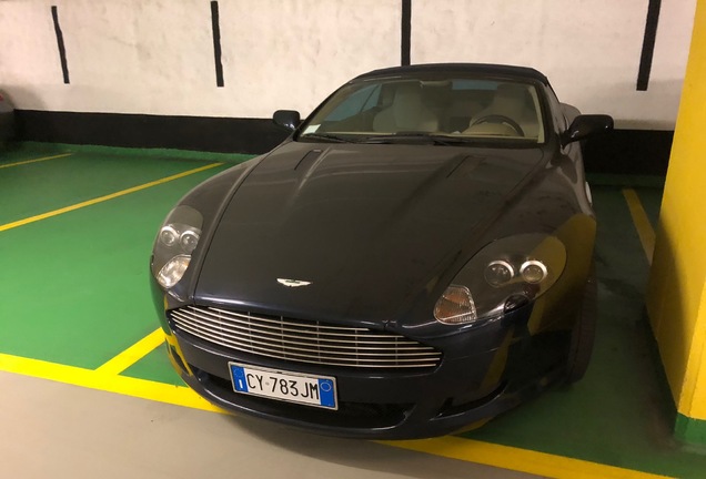 Aston Martin DB9 Volante