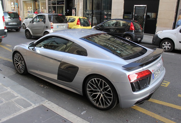 Audi R8 V10 Plus 2015