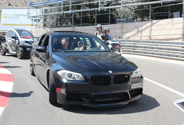 BMW M5 F10 2011