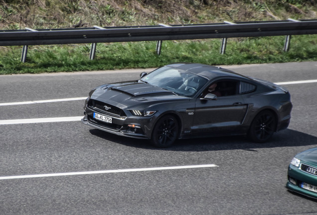 Ford Mustang GT 2015